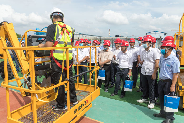 FH网页版登录入口按下“安全生产月”启动键! FH网页版登录入口按下“安全生产月”启动键!